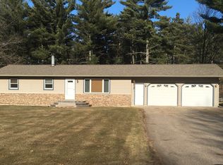 10041 Carousel Ct, Wisconsin Rapids, WI 54494