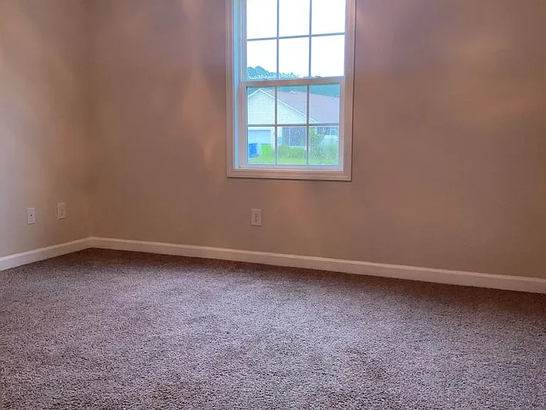 107 Arrowhead Trl — Photo 6
