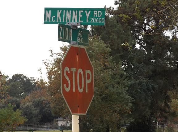 4th image of 30806 McKinney Dr
