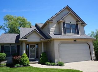 8 Lena Ct, Buffalo, NY 14224