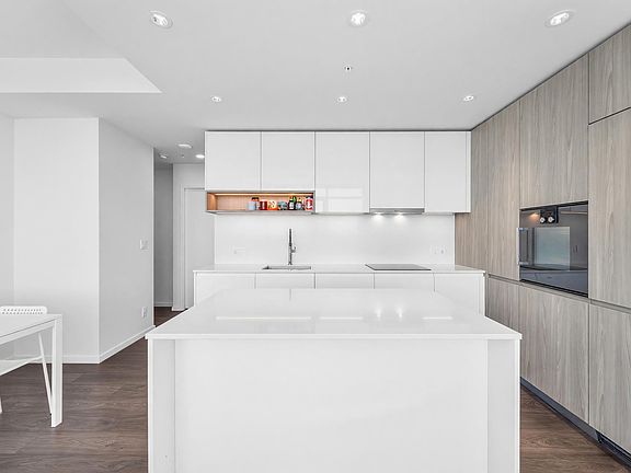 4th image of 6808 Minoru Blvd #902