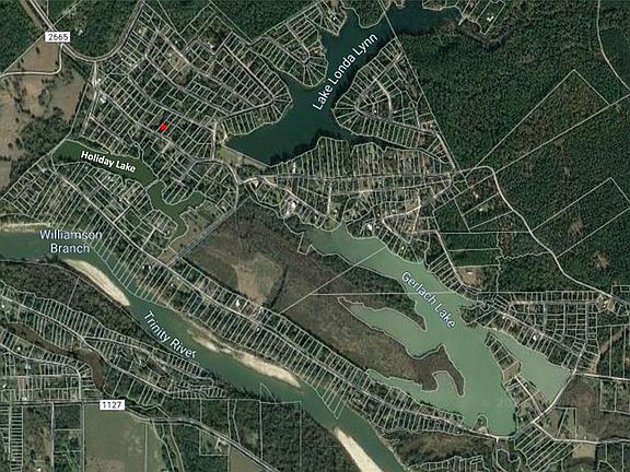 The small red star represents TBD Drews Landing in Holiday Lake Estates Section 1 Blk 1 Lot 14. Enjoy the community amenities and 3 lakes, all minutes from the conveniences of the city!