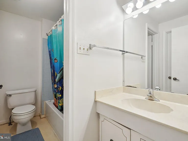 10258 Quiet Pond Ter — Photo 24