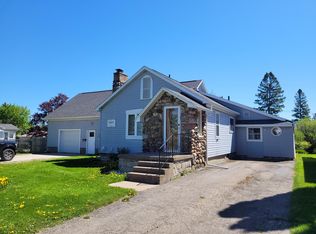 1509 Davitt St, Sault Sainte Marie, MI 49783