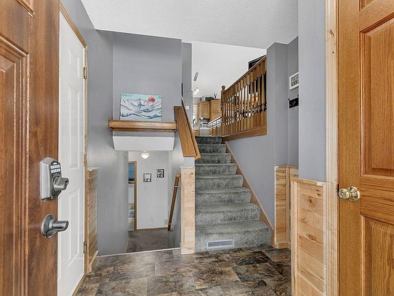 5th image of 328 7th Ave S