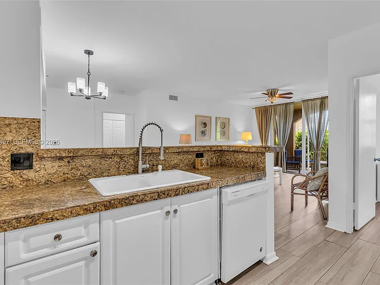 19501 E Country Club Dr #9101 — Photo 14