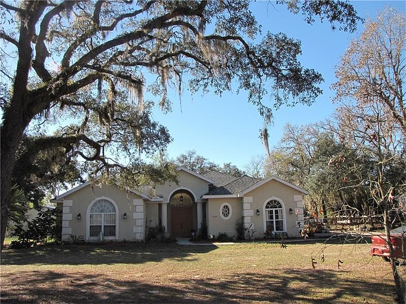1st image of 10428 Woodland Dr