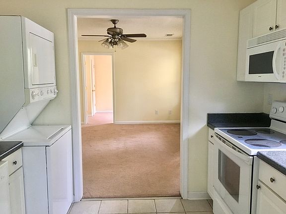 5th image of 2725 Kingswood Dr