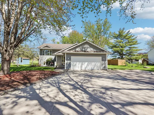 516 River Rd W, Delano, MN 55328
