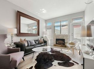 136 W 4th St #D, North Vancouver, BC