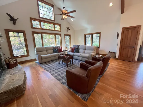 546 Boys Camp Rd, Lake Lure, NC 28746