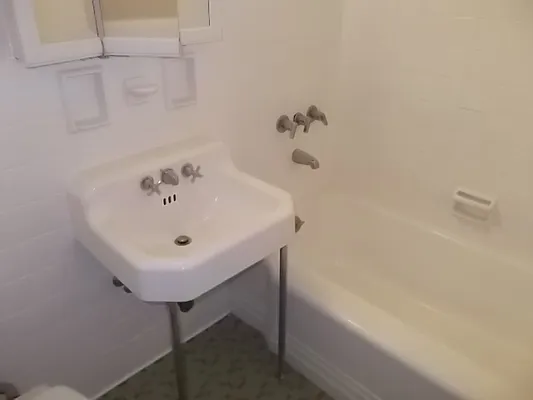 Rented by TB Shaw Realty | media 10