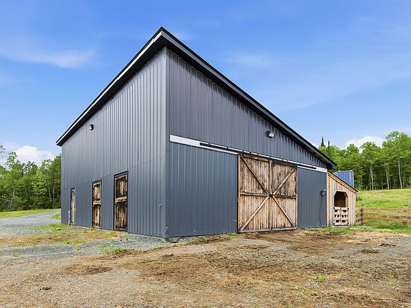 5th image of 2717 Oregon Road