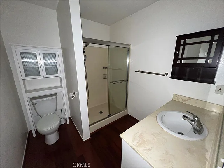 569 E St #30 — Photo 11