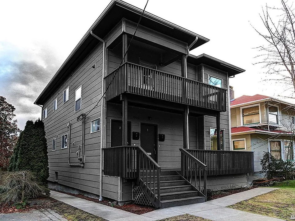 1906 3rd Ave W
