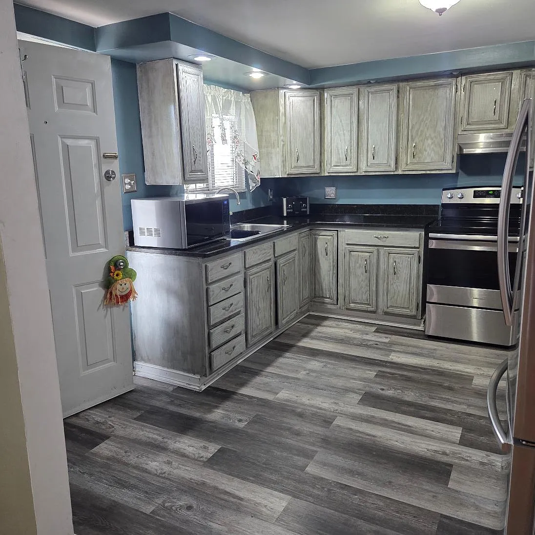 2 bed, 1200 sqft, $1,400 — Photo 4