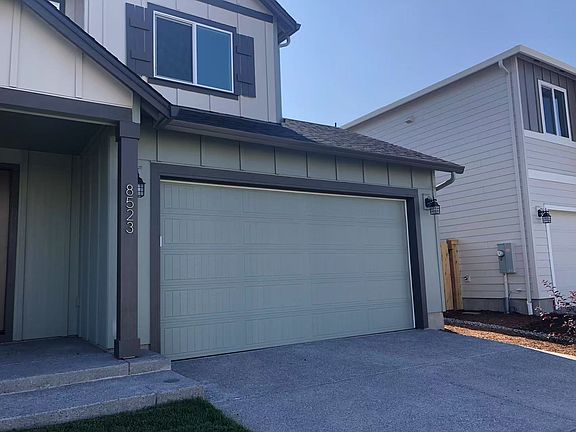 2nd image of 8519 NE 134th St