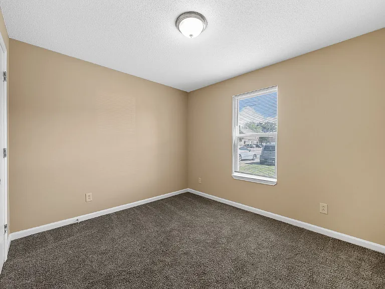3284 Tower Dr #D — Photo 16