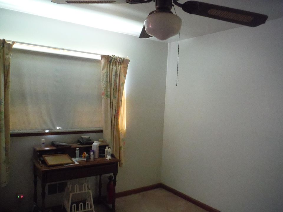 2nd image of 3327 Placid Pl