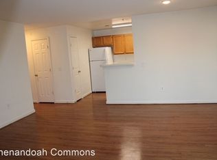 15 Shenandoah Commons Way APT 203, Front Royal, VA 22630
