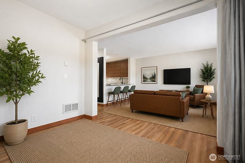 5th image of 325 Division Street #202