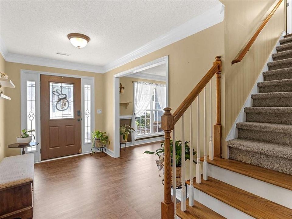 1st image of 2109 Post Oak Ct