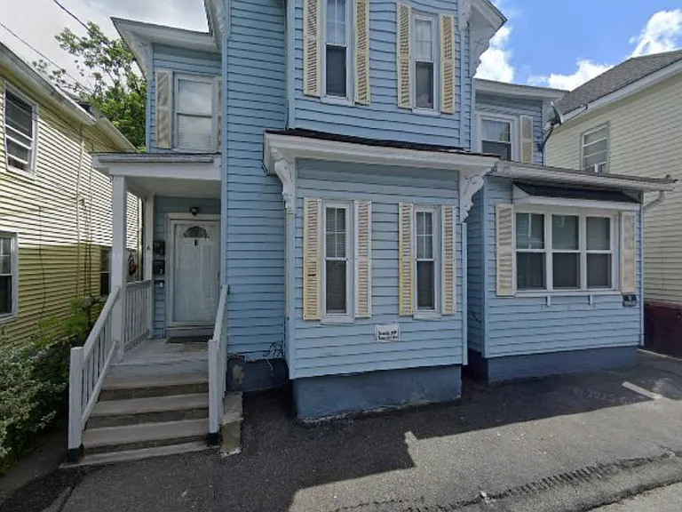 6 Rockdale Ave #2 — Photo 1