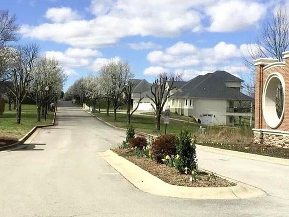 2nd image of 39 Waitsboro Dr