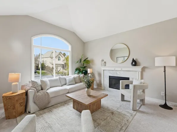 6492 Hirabayashi Dr, San Jose, CA 95120