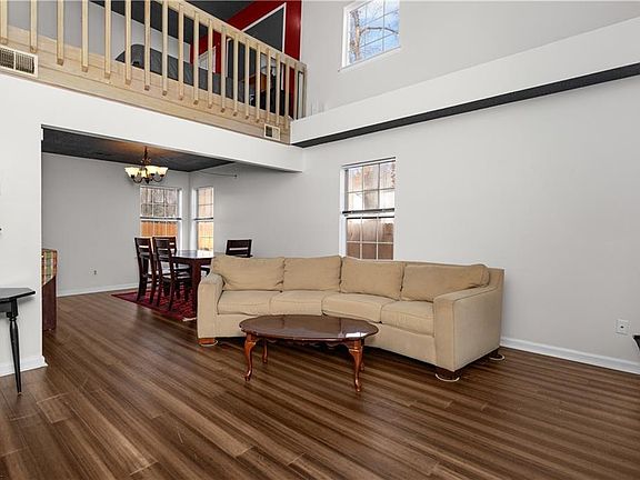 4th image of 197 Gate House Rd