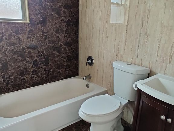 5th image of 22-10 99th St #2