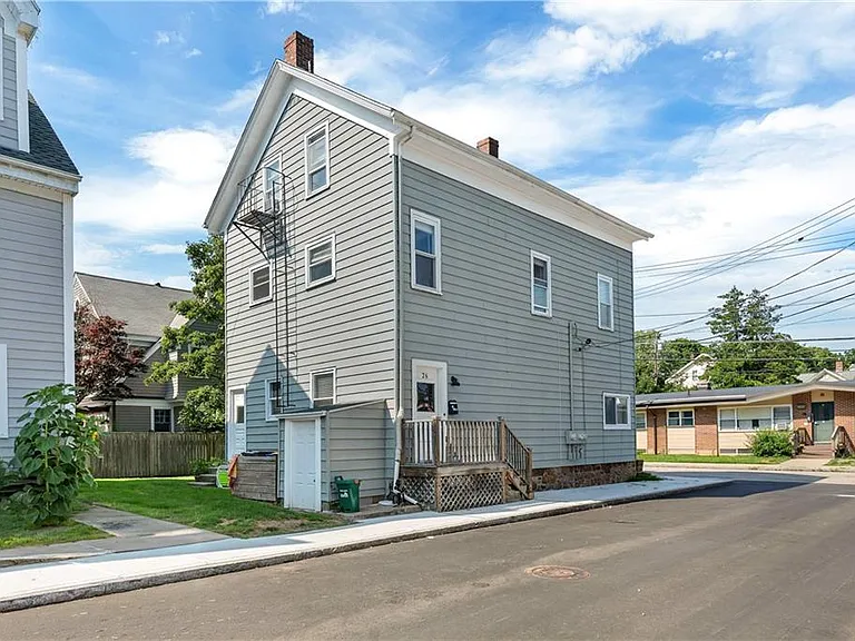 24 Pond Ave #1 — Photo 4