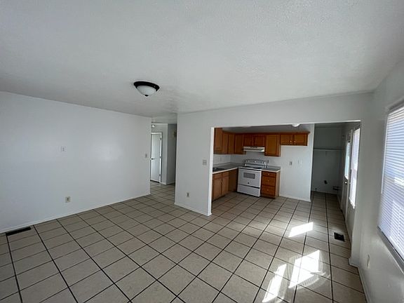 4th image of 2914 Heatherlea Dr
