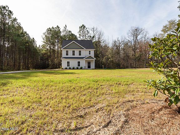 3rd image of 211 Brighttown Road