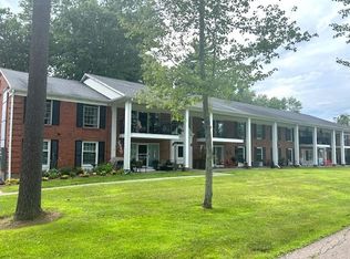 100 Kennedy Dr APT 1, South Burlington, VT 05403