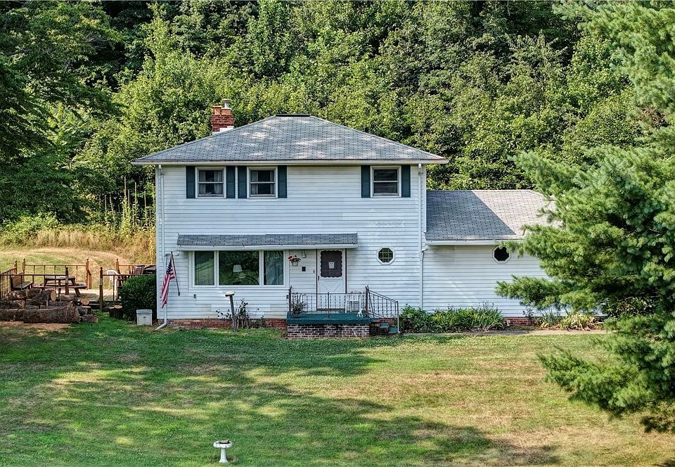 1st image of 5641 Harwalk Rd NW