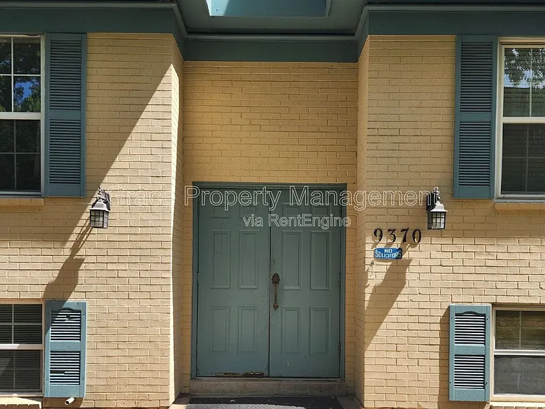 9370 E Girard Ave #8 — Photo 3