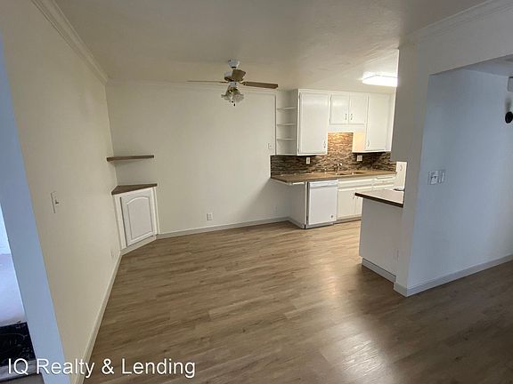4th image of 8220 Vincetta Dr Unit 27