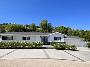 19275 Cresthaven Ln, Santa Ana, CA 92705