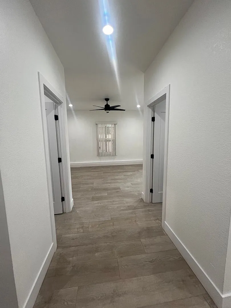 676 Shatto Place — Photo 3