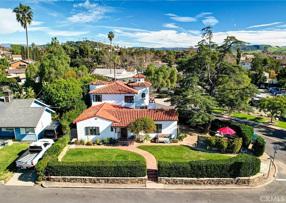 31462 El Camino Real