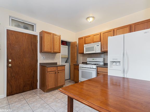 4th image of 2223 W Highland Ave APT 3E