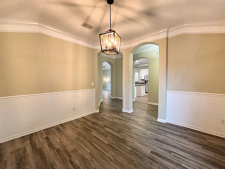 13856 Jeremiah Rd — Photo 4