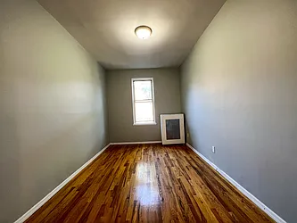Rented by Realty 2000 Corp
