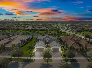 4479 Beauty Leaf Cir, Vero Beach, FL 32967