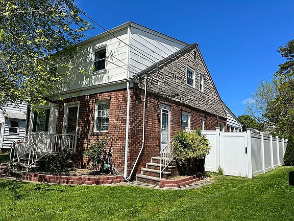4th image of 13-19 Edward St #1X
