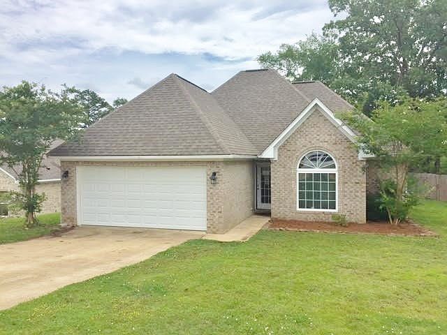1st image of 215 Forest Glen Dr