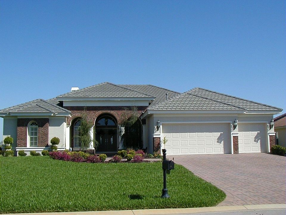 Stately Curb Appeal