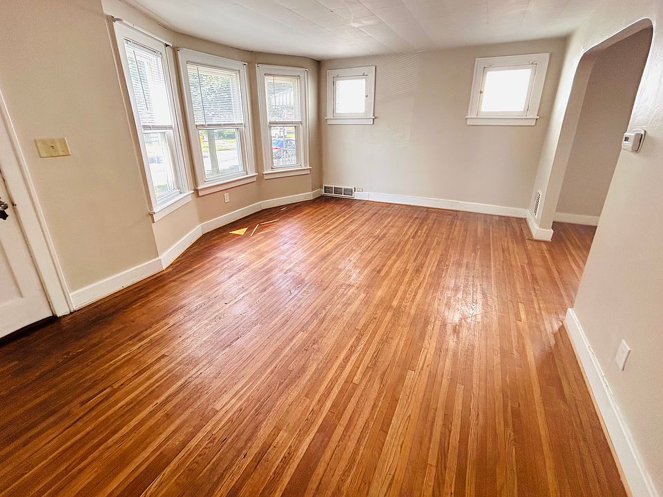 Living room.