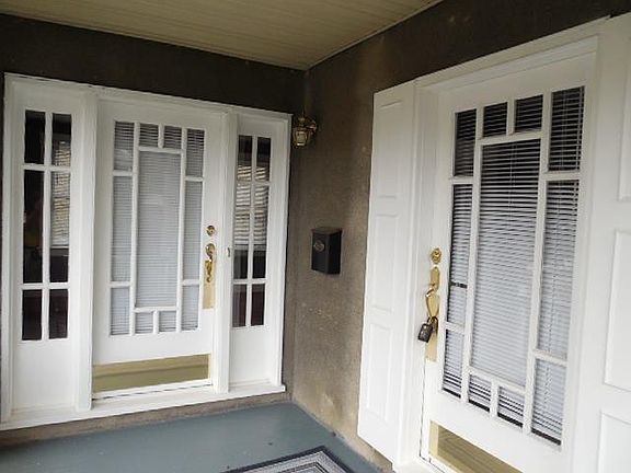 2nd image of 527 Rose Hill Ave